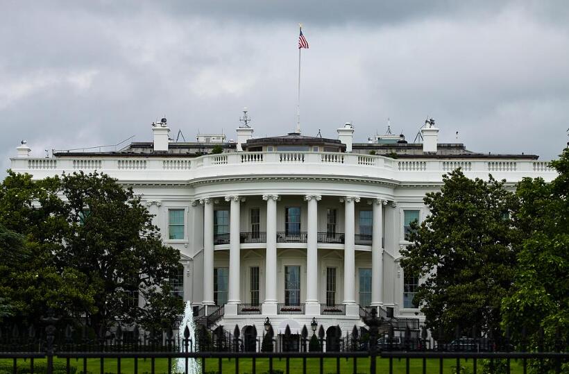 突发 | 全球美使领馆暂停留学生新签证面谈